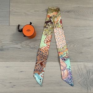 Hermes Twilly - Dans Un Jardín Anglais (English Garden)